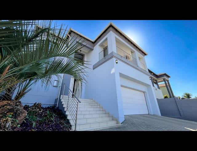4 BEDROOM HOUSE FOR SALE IN SOUTH CREST